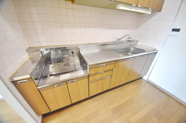 プレミール中央の物件内観写真